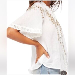 FREE PEOPLE Gorgeous embroidery White top sz S